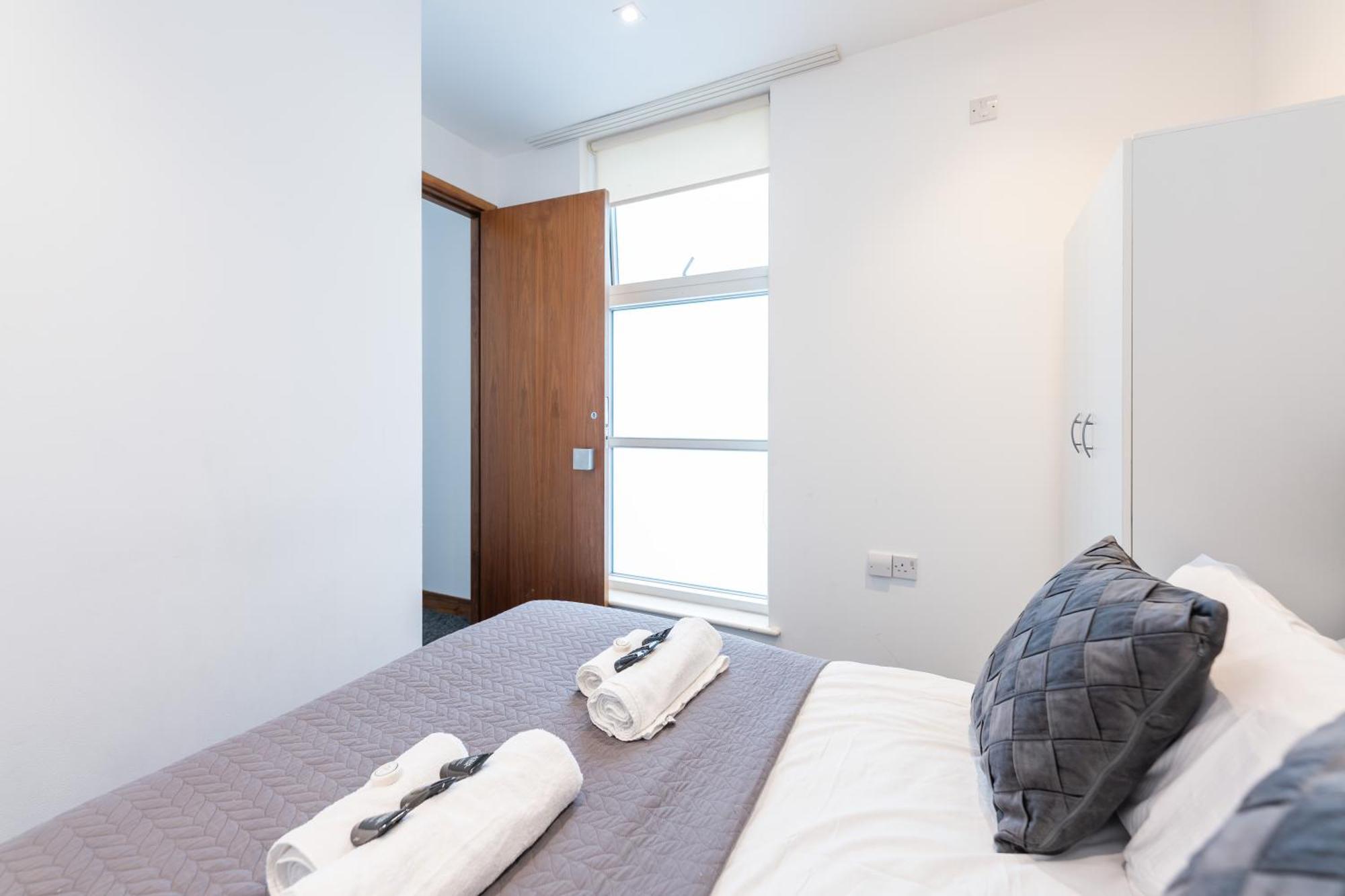 לונדון Luxury 2 Bedroom Flat In Bell Street מראה חיצוני תמונה